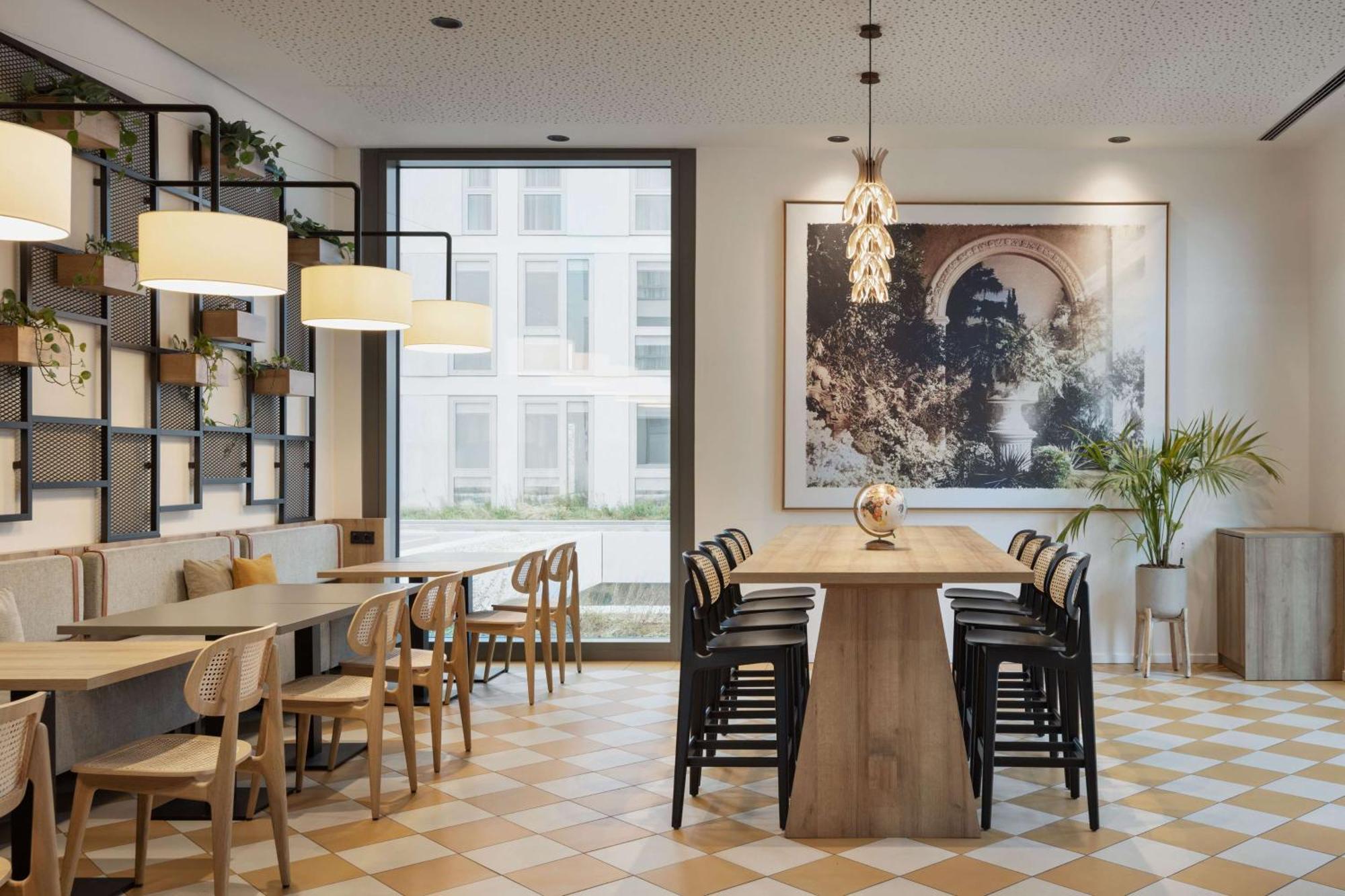 Spark By Hilton Vienna Donaustadt Exterior photo